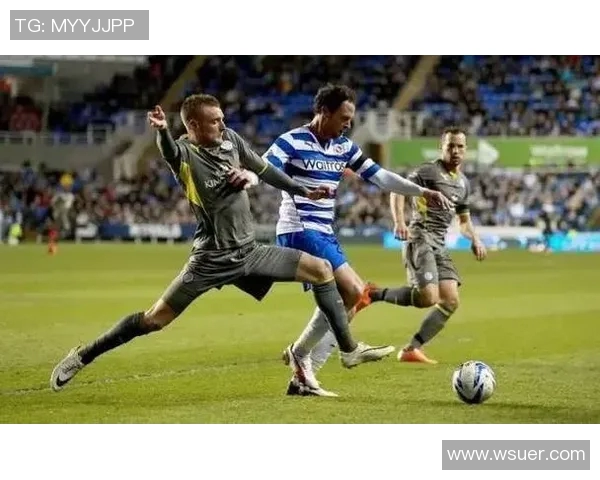 足球明星与总统的角色定位与社会影响力的深度比较分析